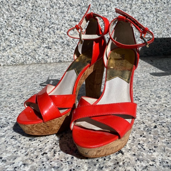 MICHAEL Michael Kors Platform Sandals, size 7 - Picture 2 of 4